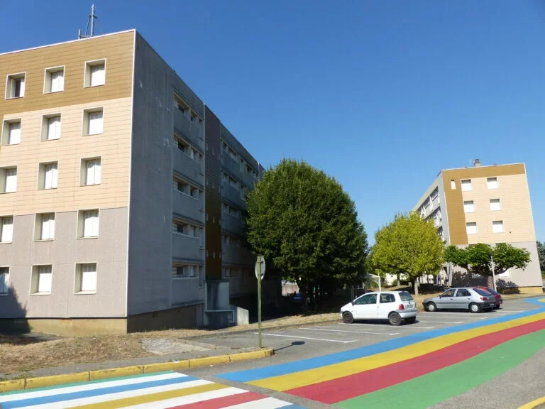 Flat Rue des Auberts in Crest