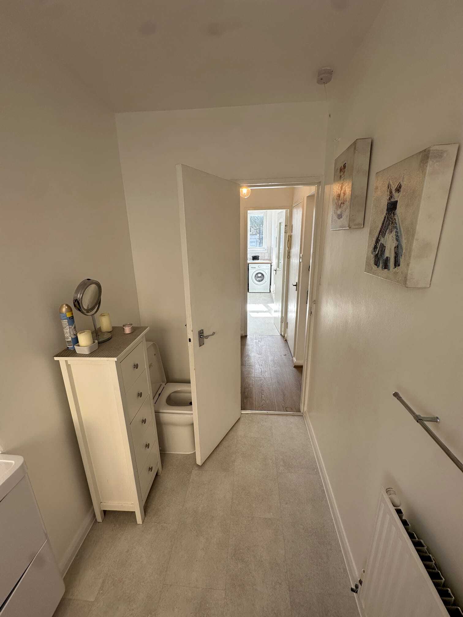 Flat Minford Gardens in Greater London