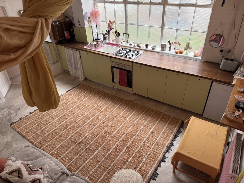 Flat Dace Road in Greater London