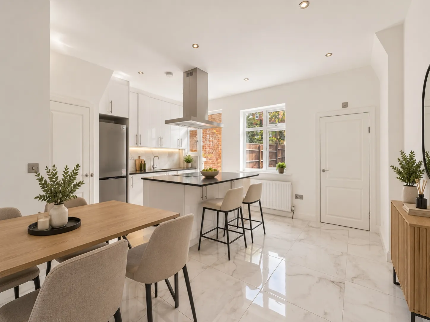 House Marne Avenue in Greater London
