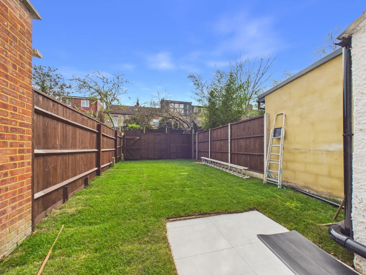 House Marne Avenue in Greater London