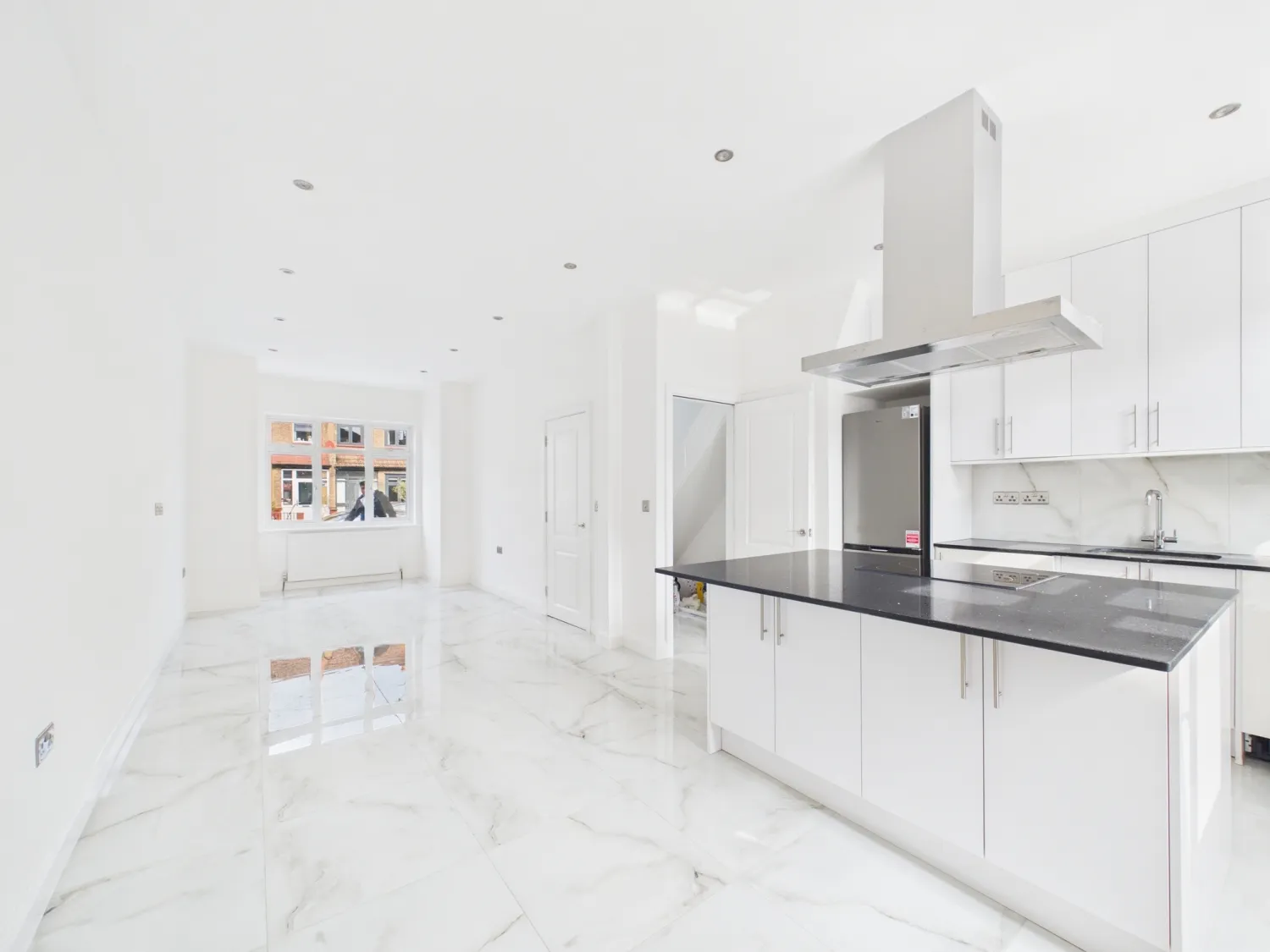 House Marne Avenue in Greater London