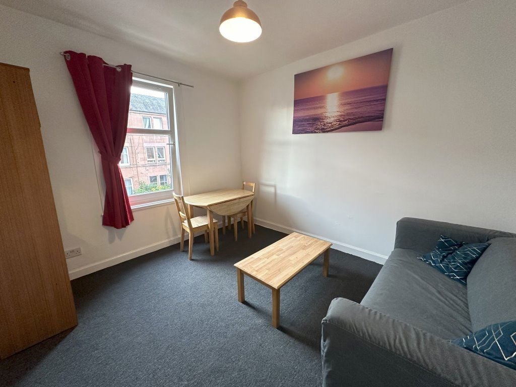 Flat Bonnington Avenue in City of Edinburgh