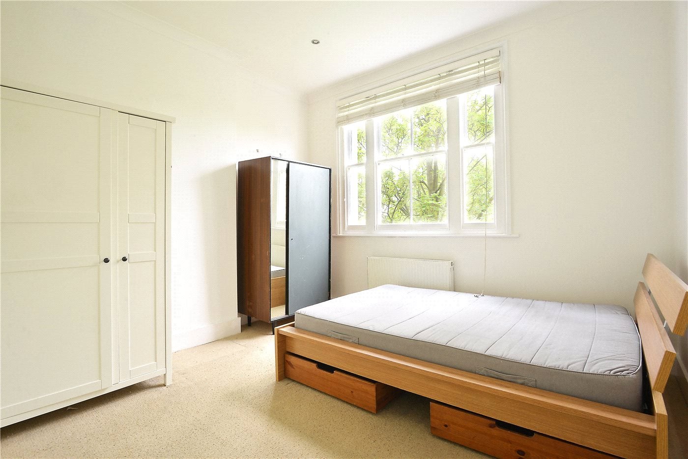Flat Peckham Rye in Greater London