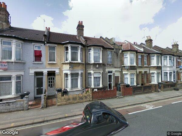 Room Chingford Road in Greater London