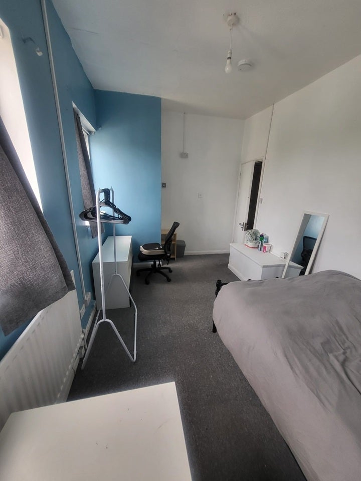 Room Endersleigh Gardens in Greater London