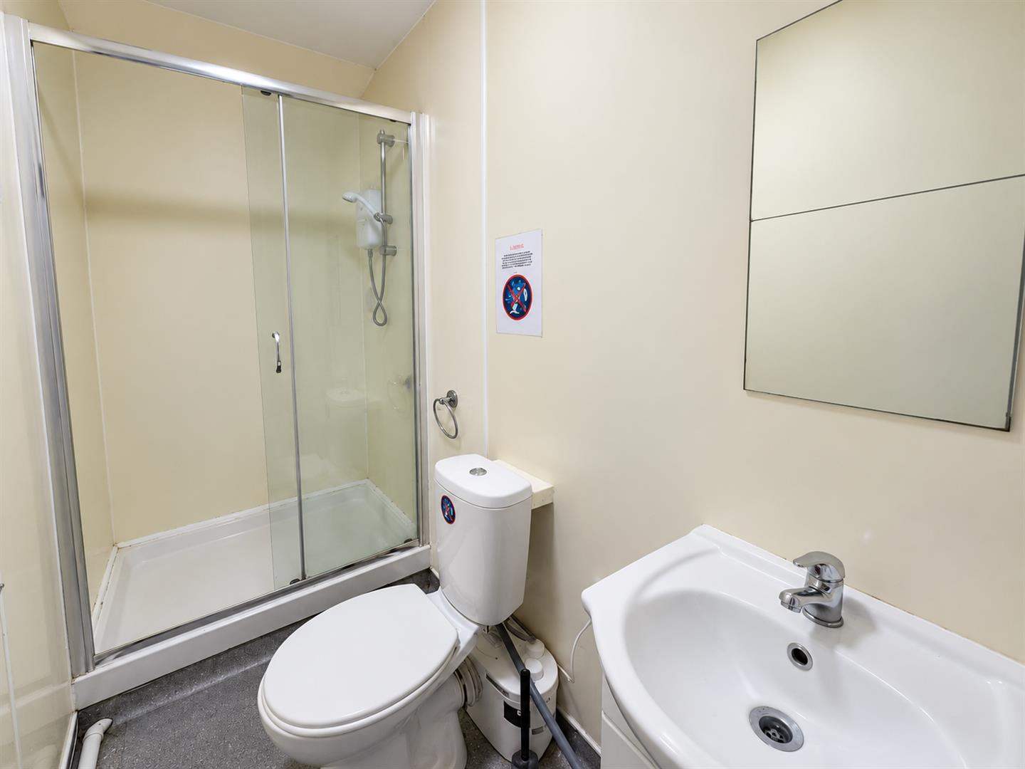 Room Lewes Road in Brighton