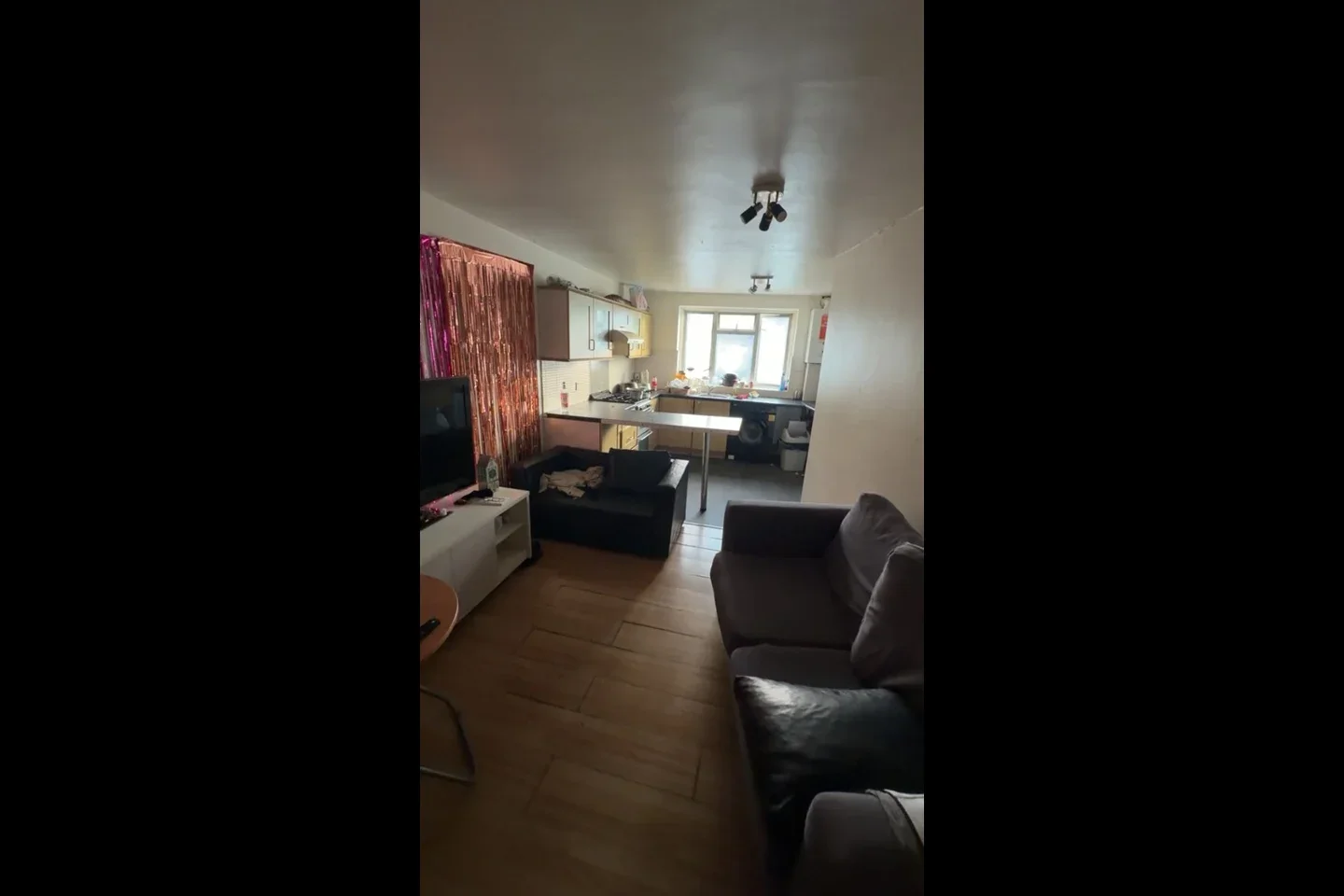 Flat Clayton Road in Greater London