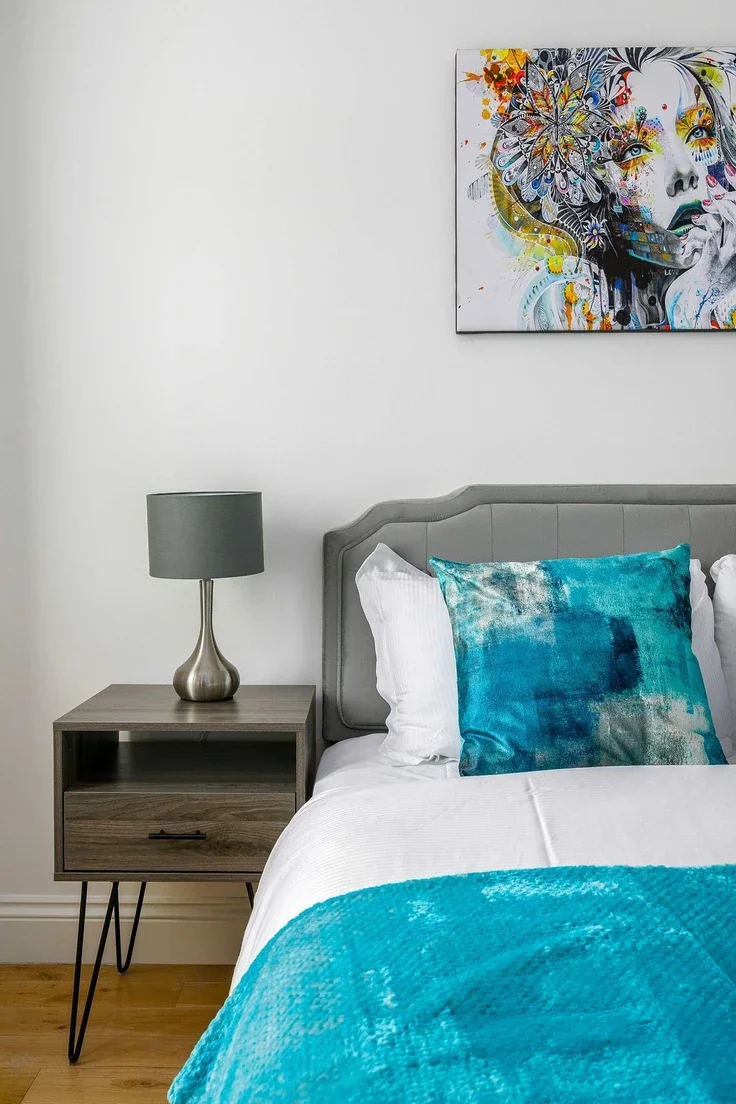 Flat Stanway Street in Greater London