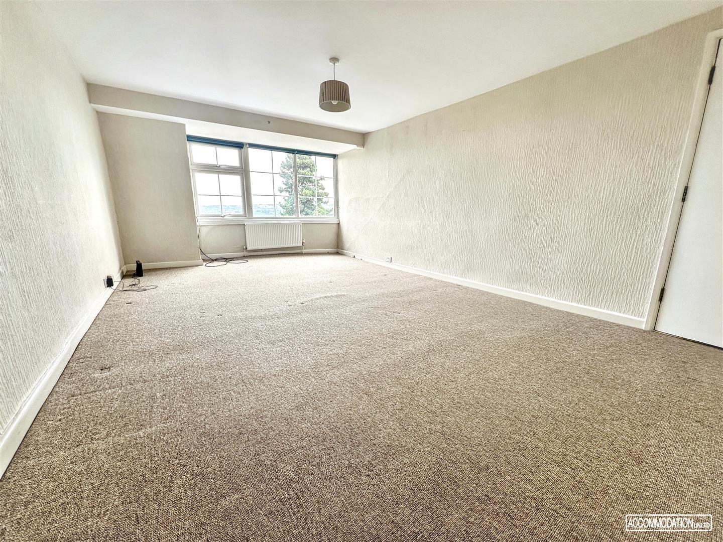 Flat Royal York Crescent in Bristol