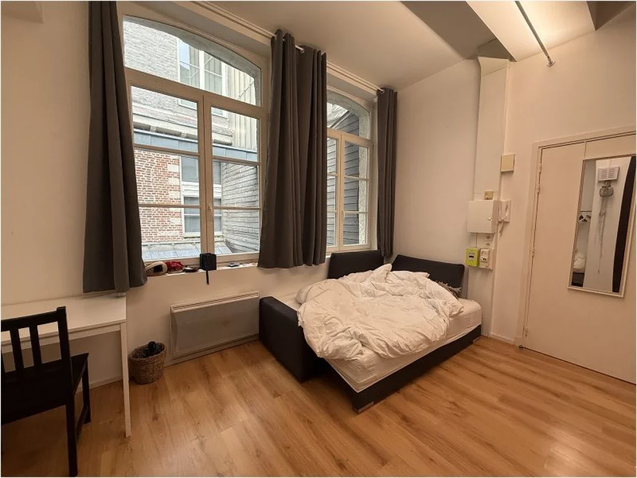 Flat Rue Jean Roisin in Lille