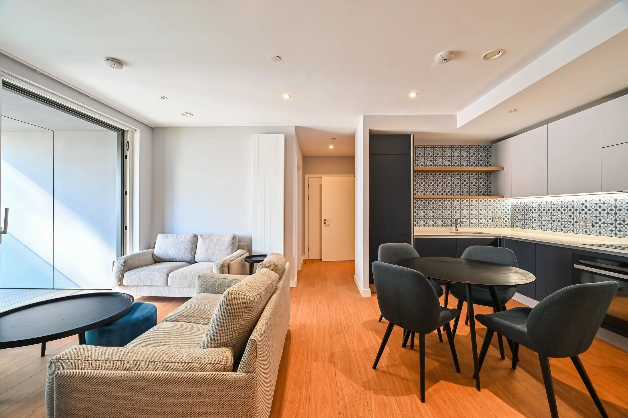 Flat Portlands Court in Greater London
