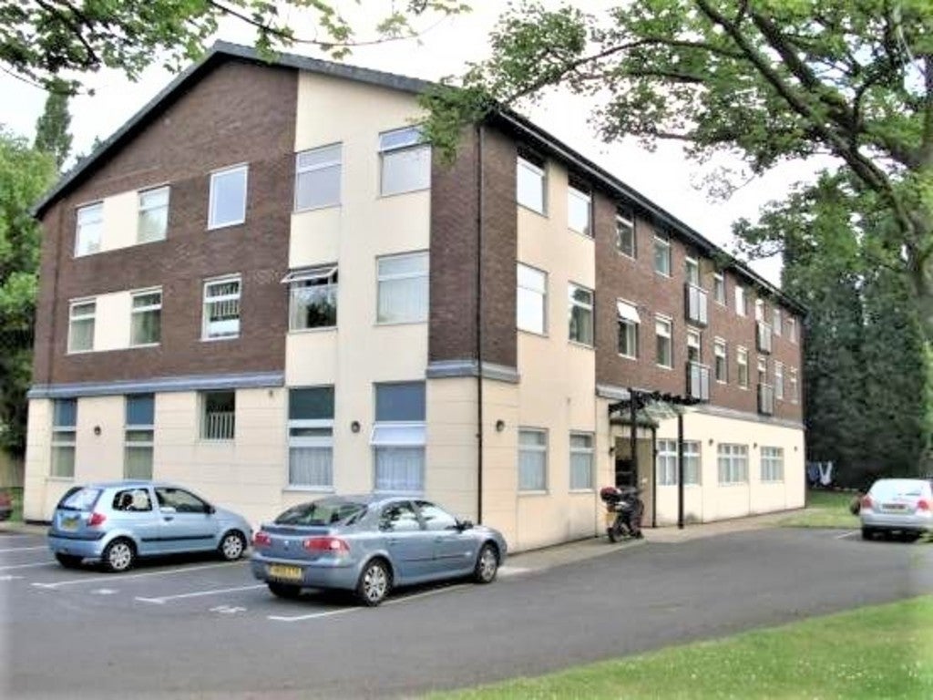 Flat Doncaster Road in Barnsley
