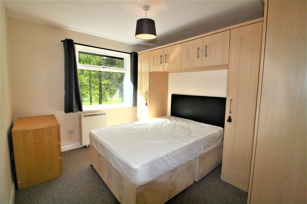 Flat Doncaster Road in Barnsley