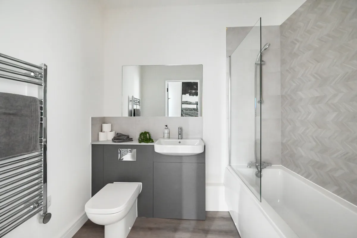 Flat Oundle Road in Peterborough