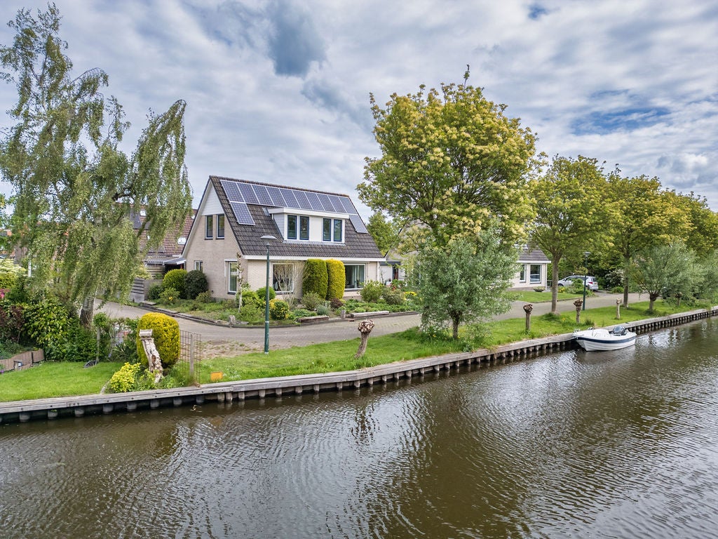 Huis Tsjerkesleatswei 20 in Heeg