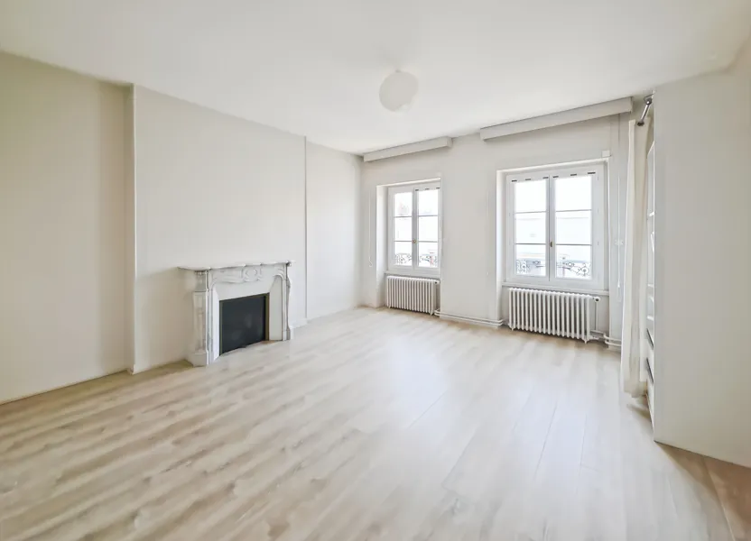 Chambre Rue du Colombier à Orléans