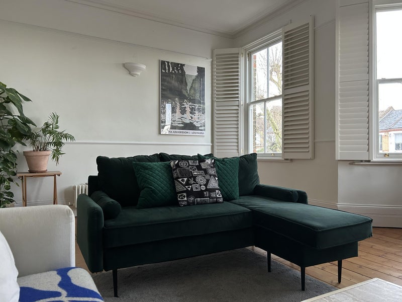 Room Jerningham Road in Greater London