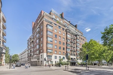 Flat Bayswater Road in City of Westminster