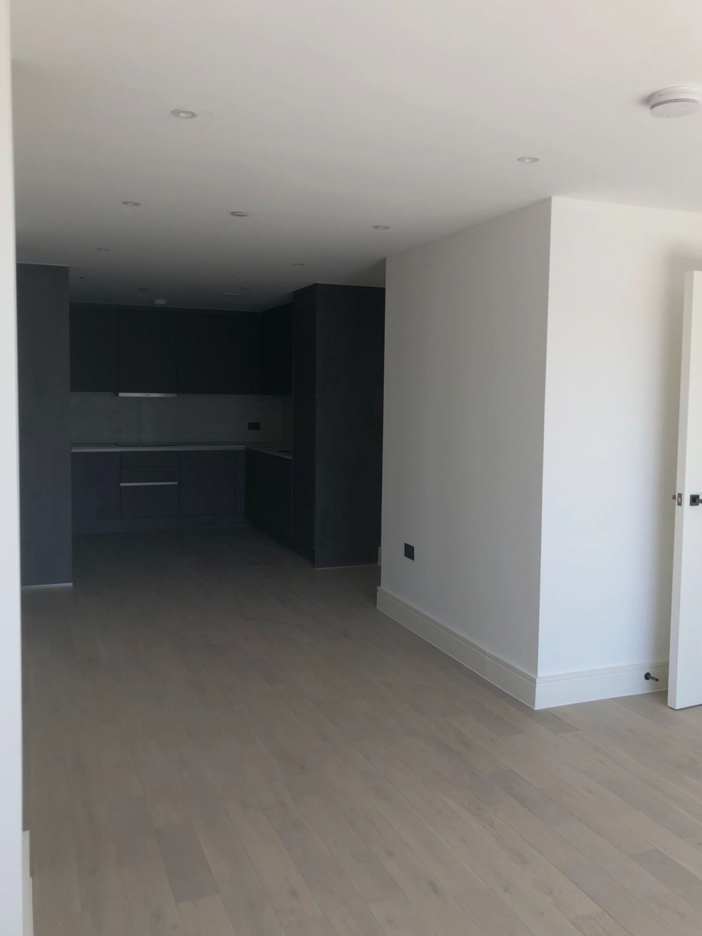 Flat Barking Road in Greater London
