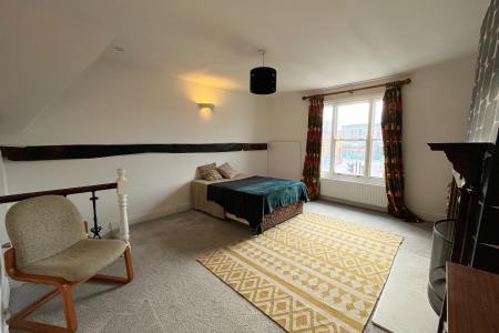 Room Highcross Street in Leicester