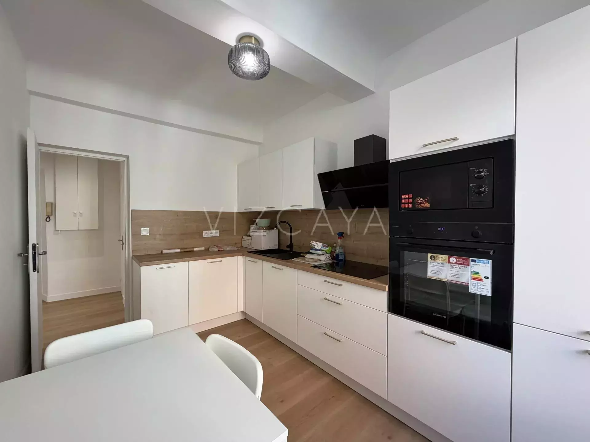 Appartement Avenue de la République à Nice