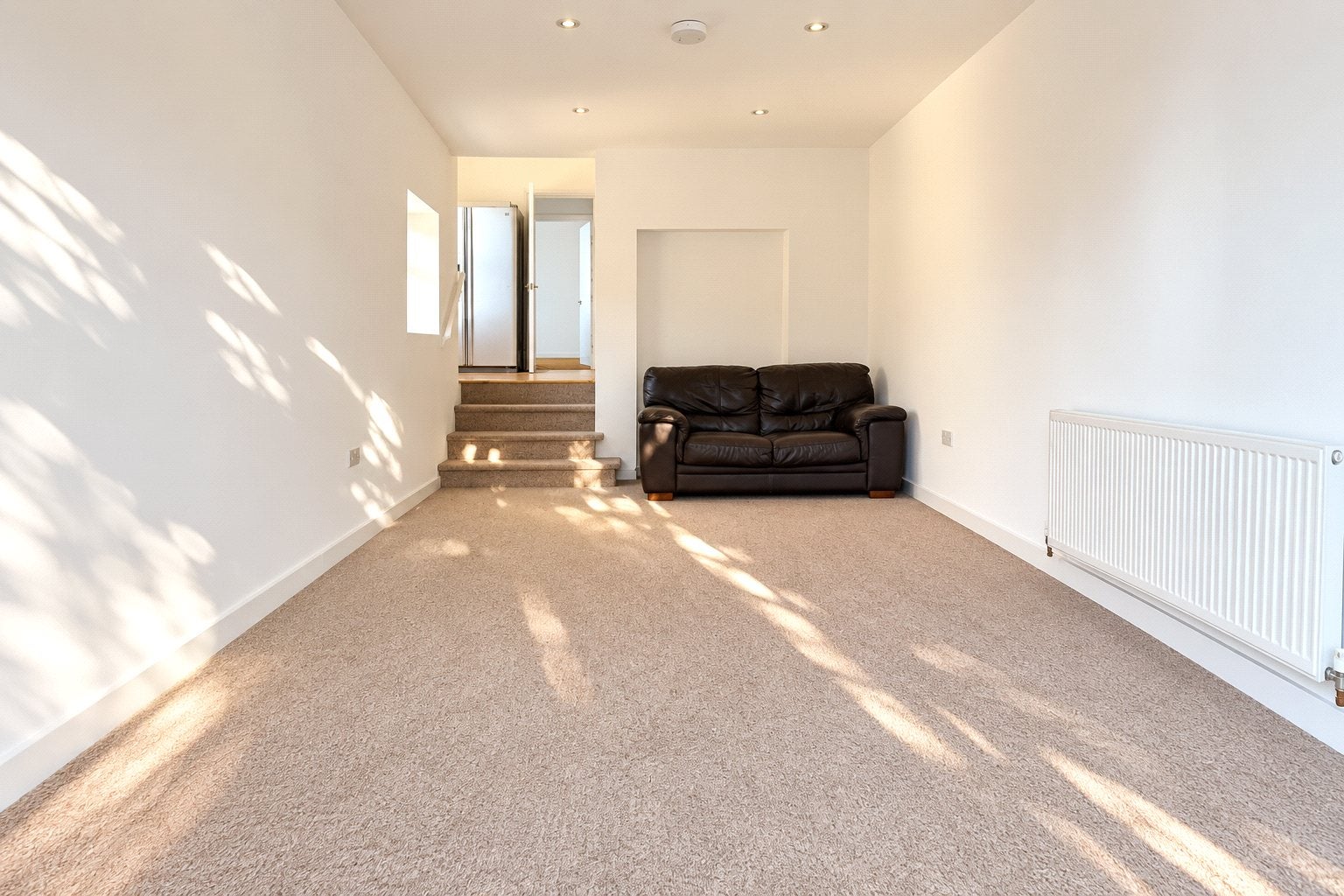 Flat Birchanger Road in Greater London
