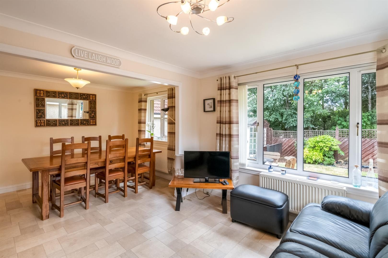 House King O' Muirs Drive in Tullibody