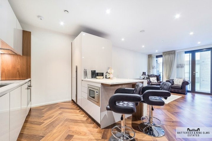 Flat New Union Square in Greater London