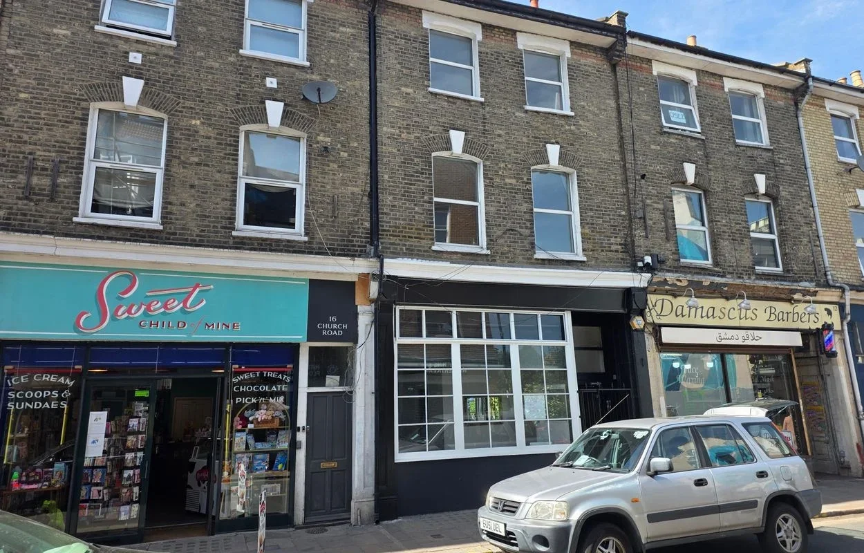 Flat Church Road in Greater London