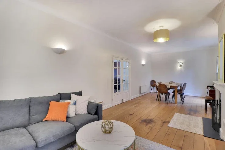 House Jackwood Way in Tunbridge Wells