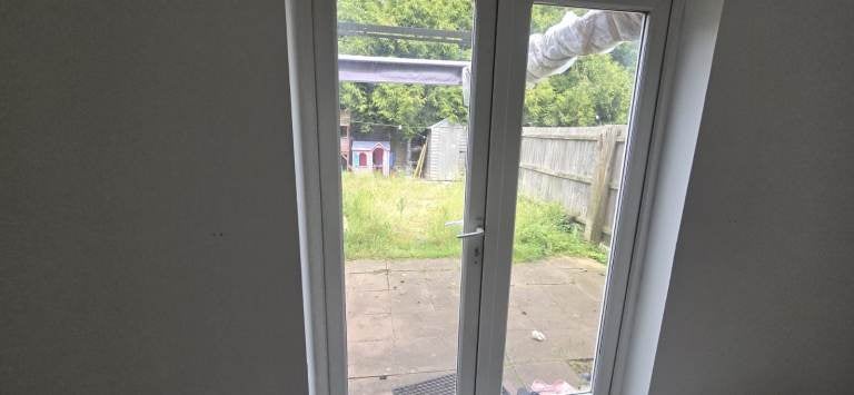 House Derwent Close in Watford