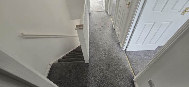 House Derwent Close in Watford