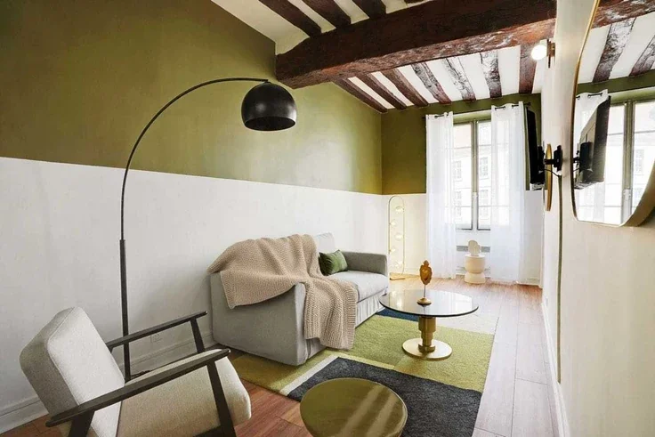 Flat Rue de Sèvres in Paris