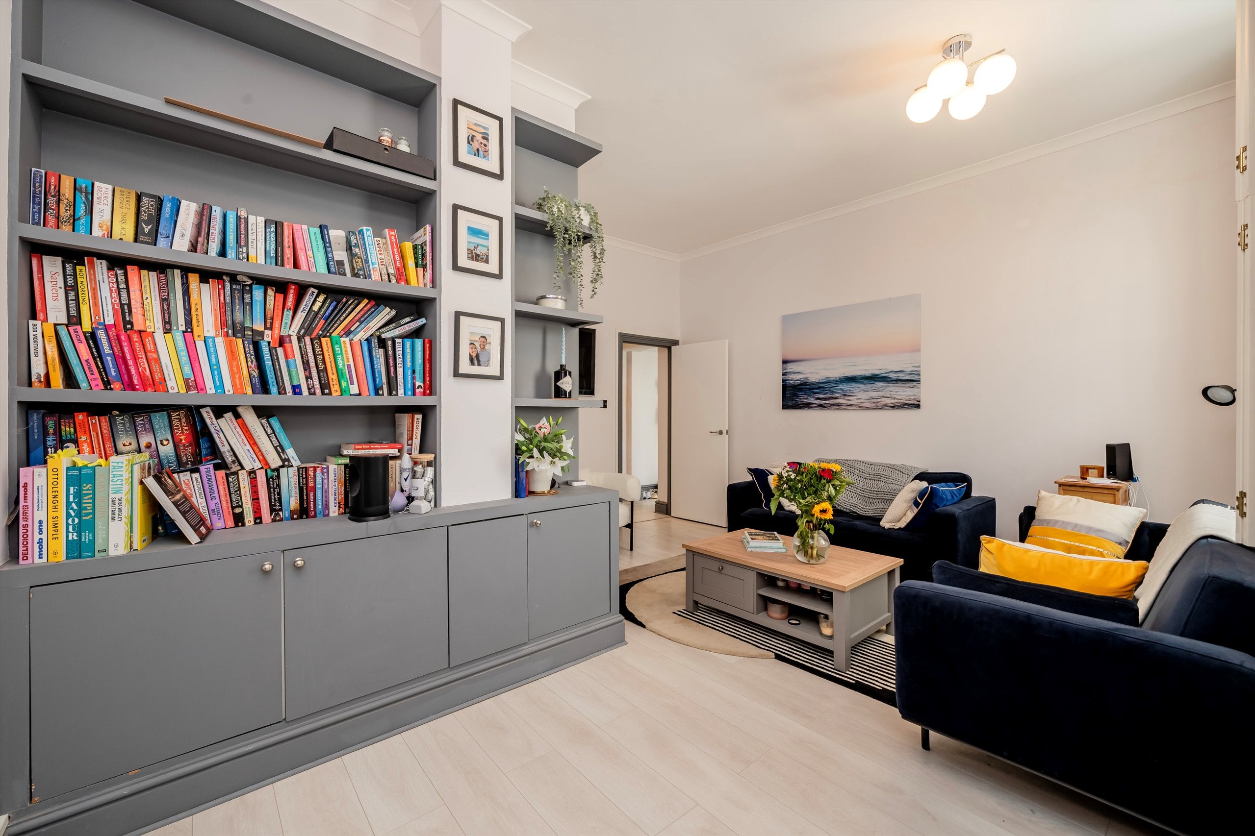 Flat Cambridge Street in City of Westminster