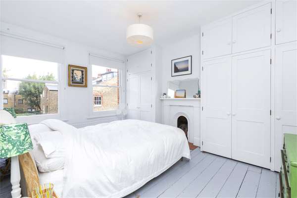 House Ronalds Road in Greater London