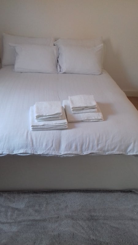 Room Newport Place in City of Westminster