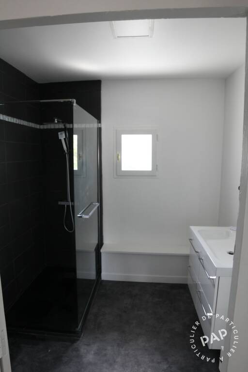 Room Avenue Frédéric et Irène Joliot-Curie in Nanterre