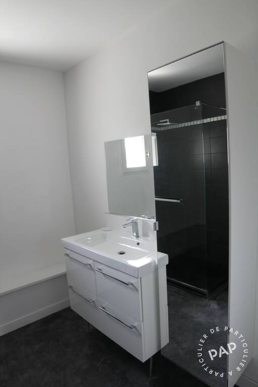 Room Avenue Frédéric et Irène Joliot-Curie in Nanterre