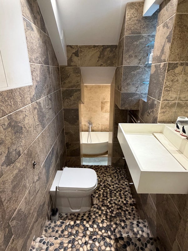 Flat St Anns Villas in Greater London
