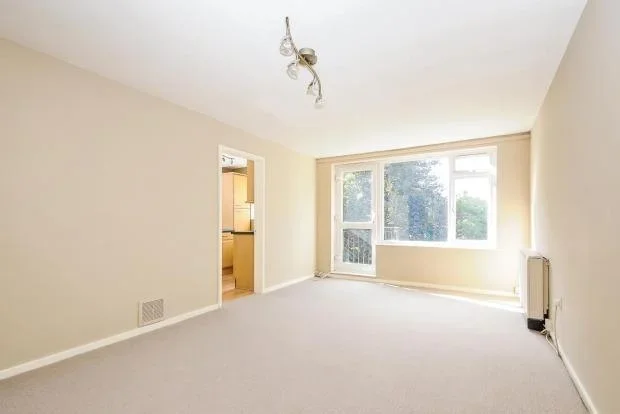 Flat Durham Road in Greater London