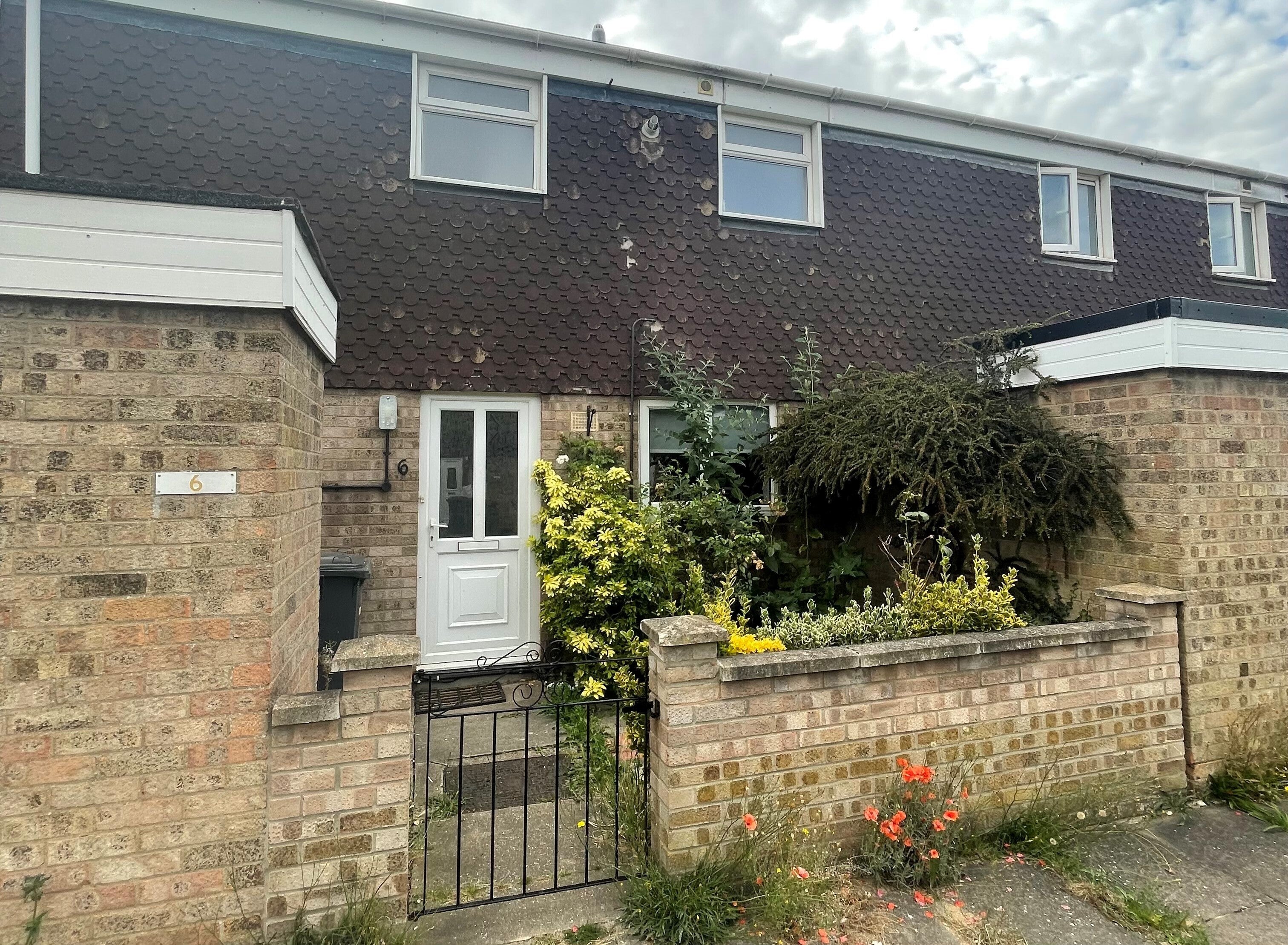 House Dunsmore Close in Cambridge