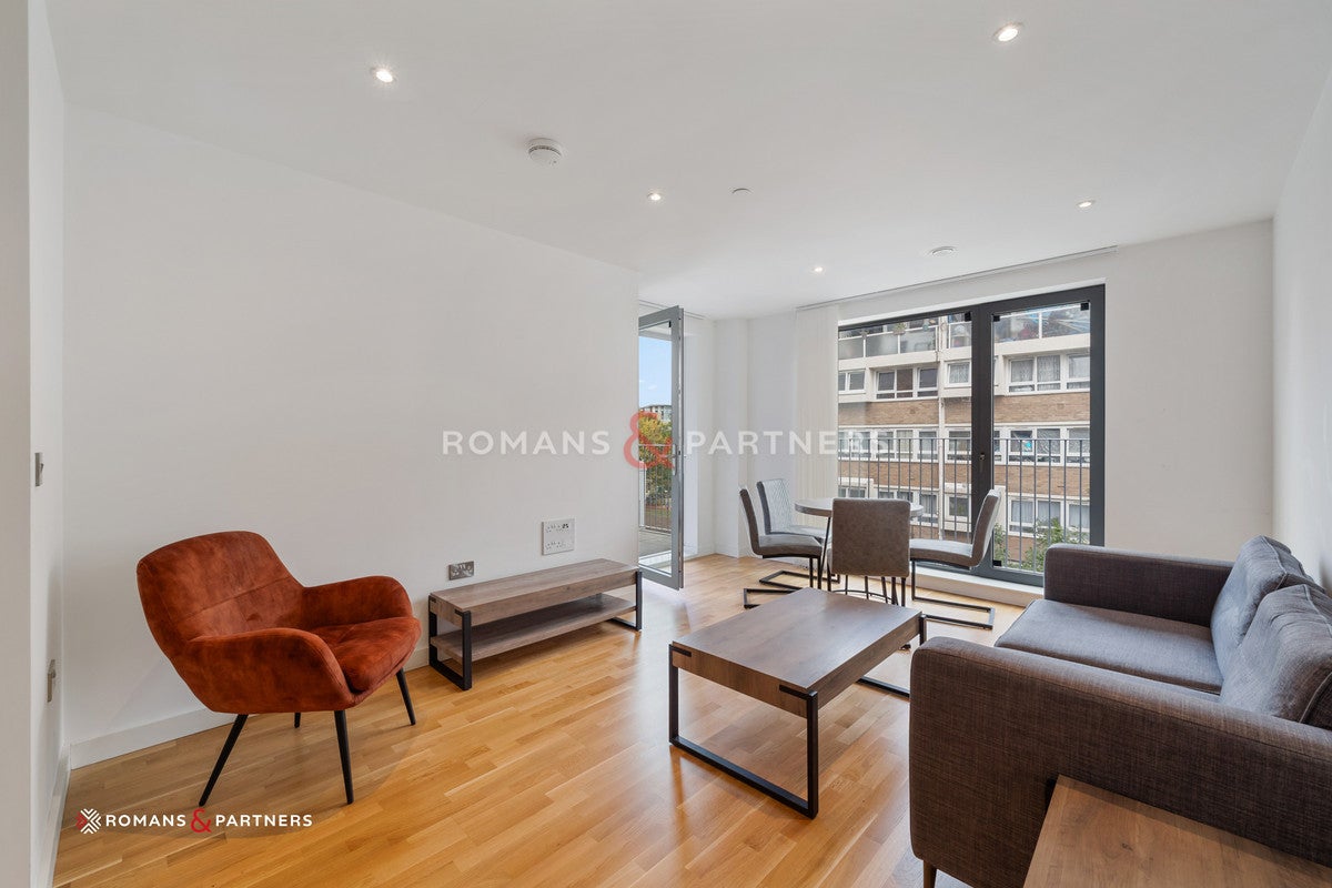 Flat York Road in Greater London