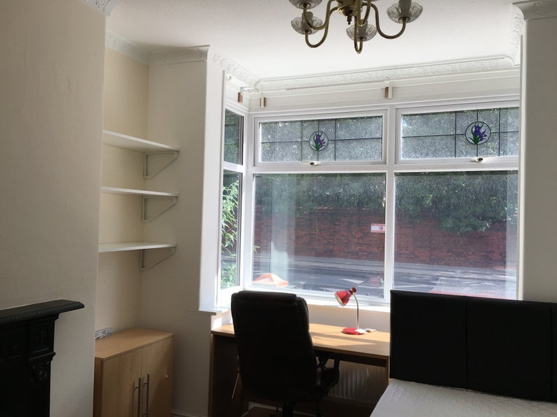 Room Romney Street in Salford