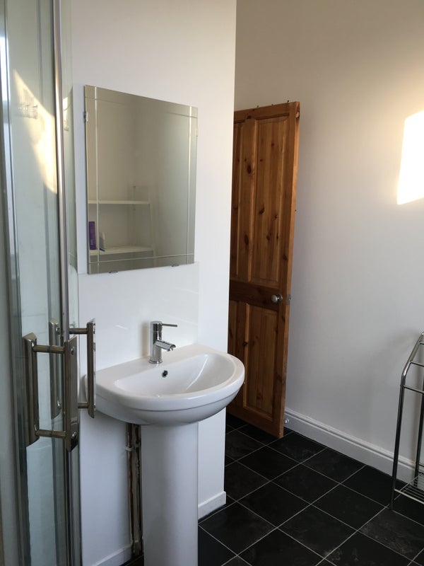 Room Romney Street in Salford