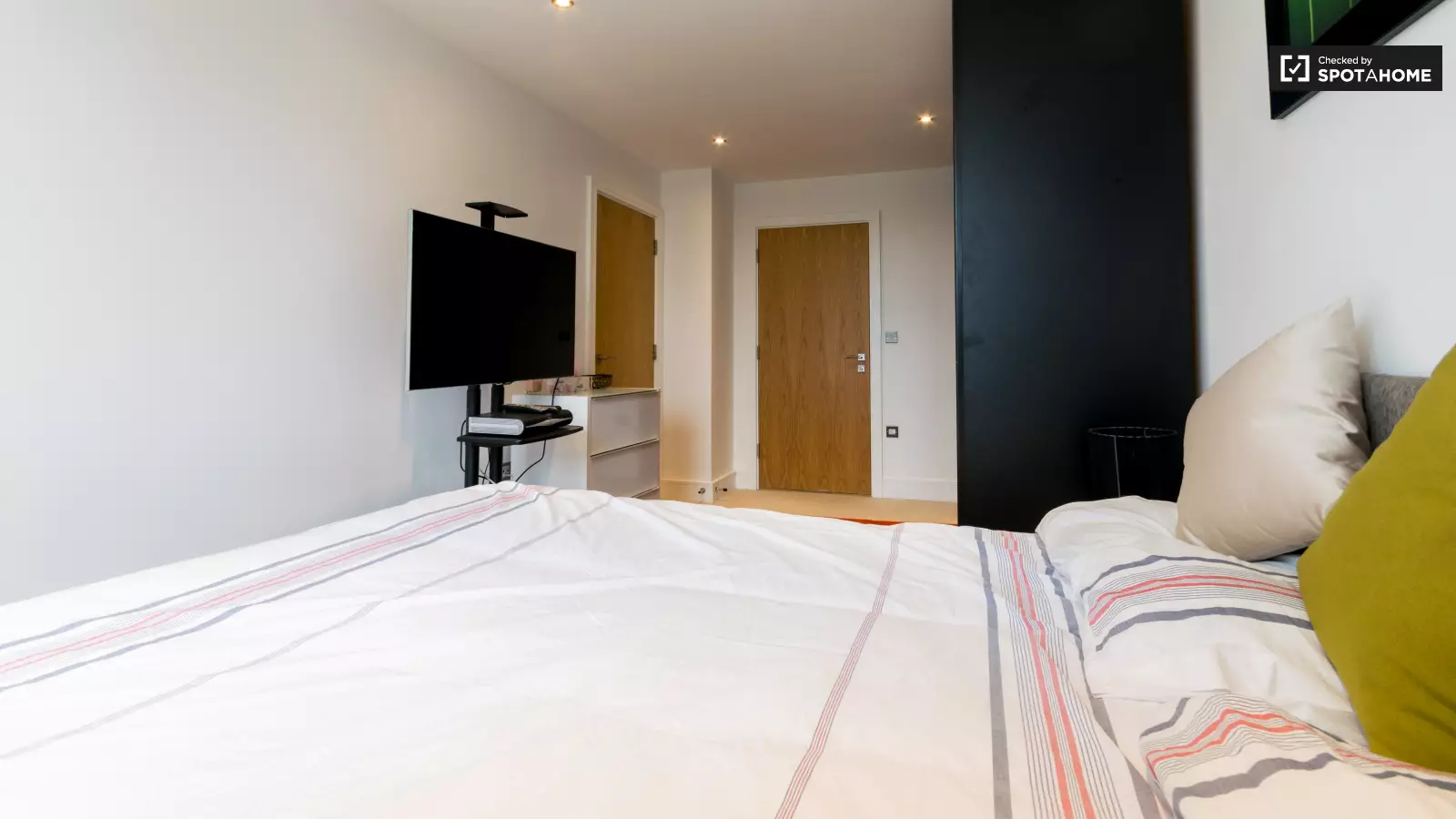 Flat Seager Place in Greater London