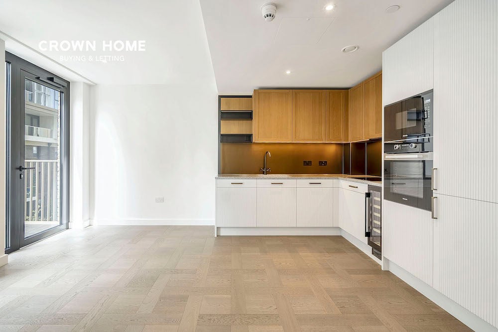 Flat Merino Gardens in Greater London