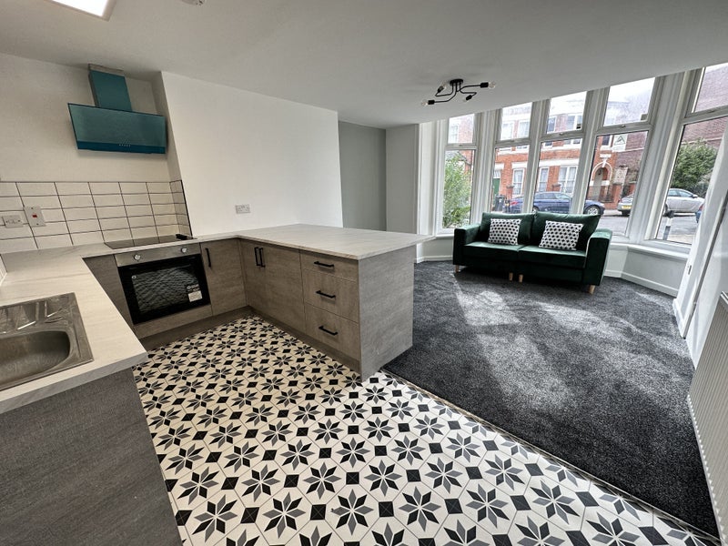 Flat St Albans Road in Leicester