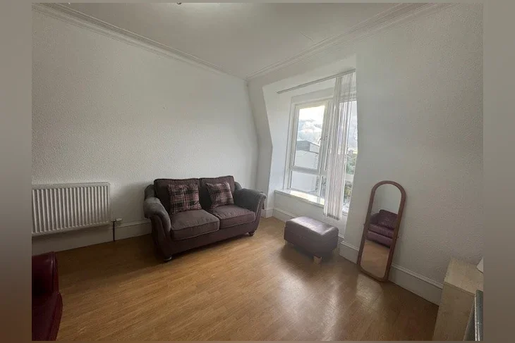 Flat Sunnybank Place in Aberdeen City