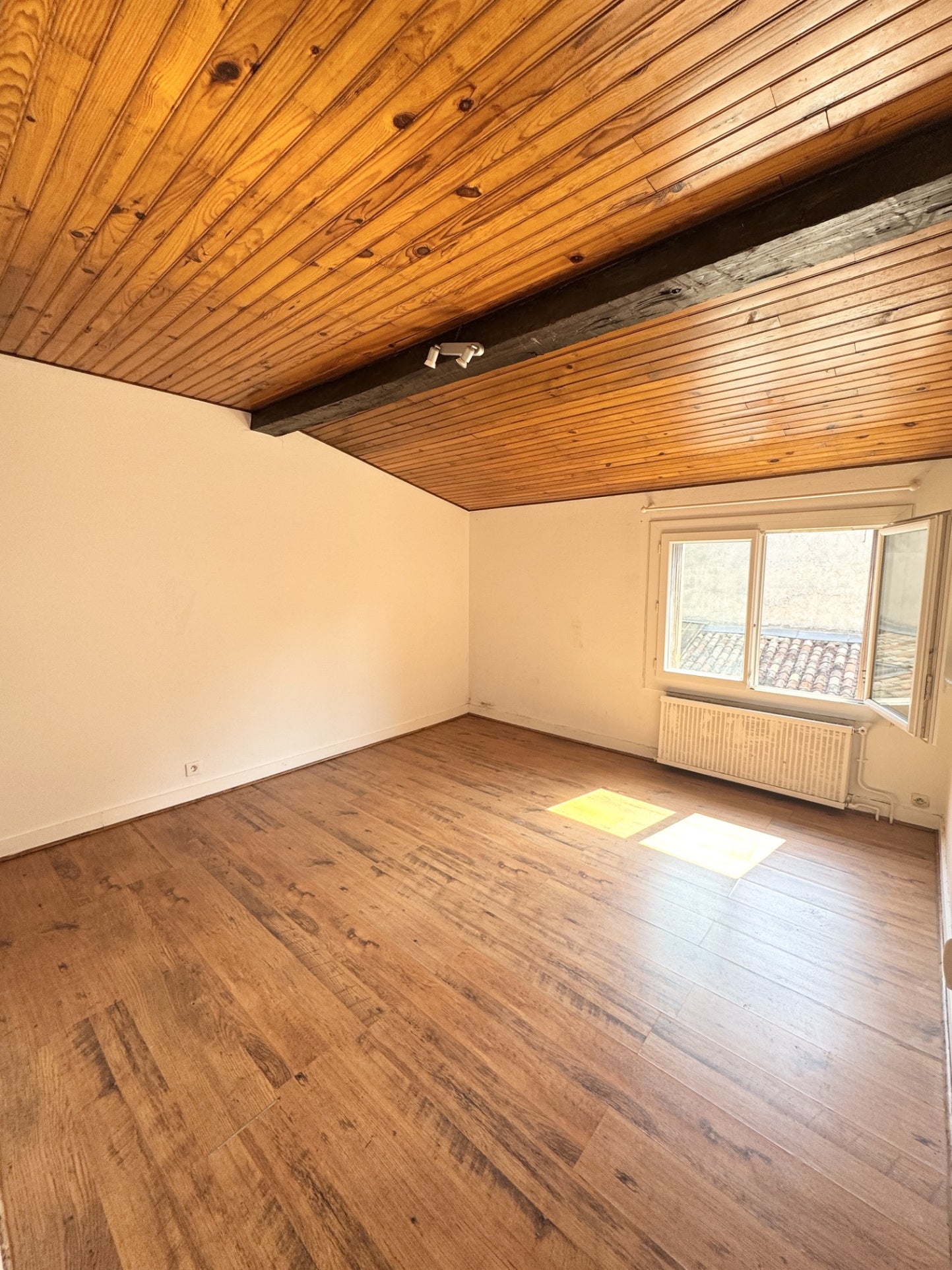 Appartement Quai de la Monnaie à Bordeaux